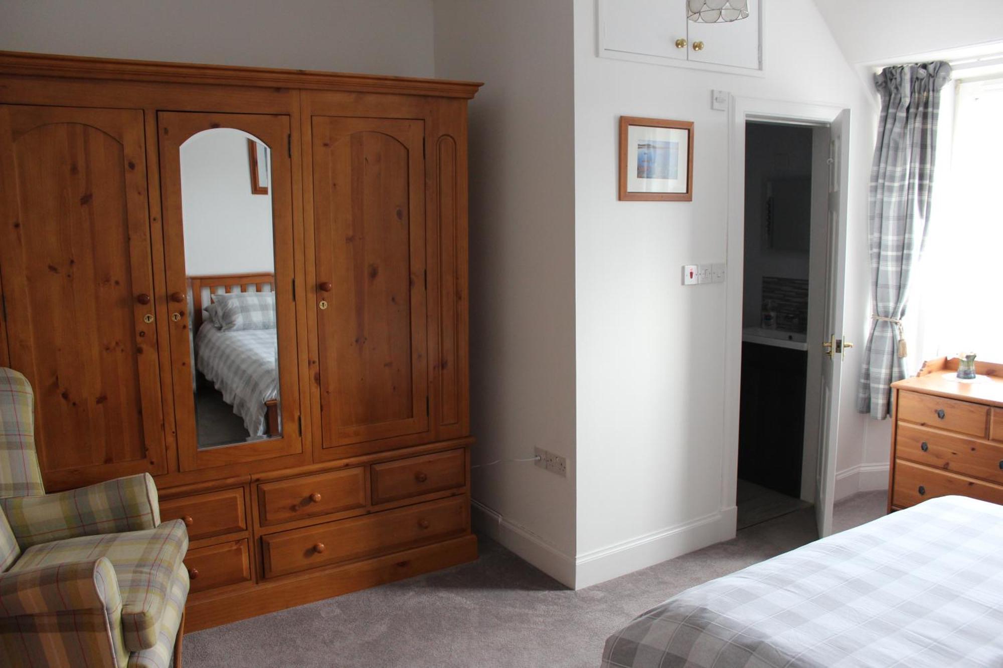 Dunmhor Guest House Кингъси Екстериор снимка