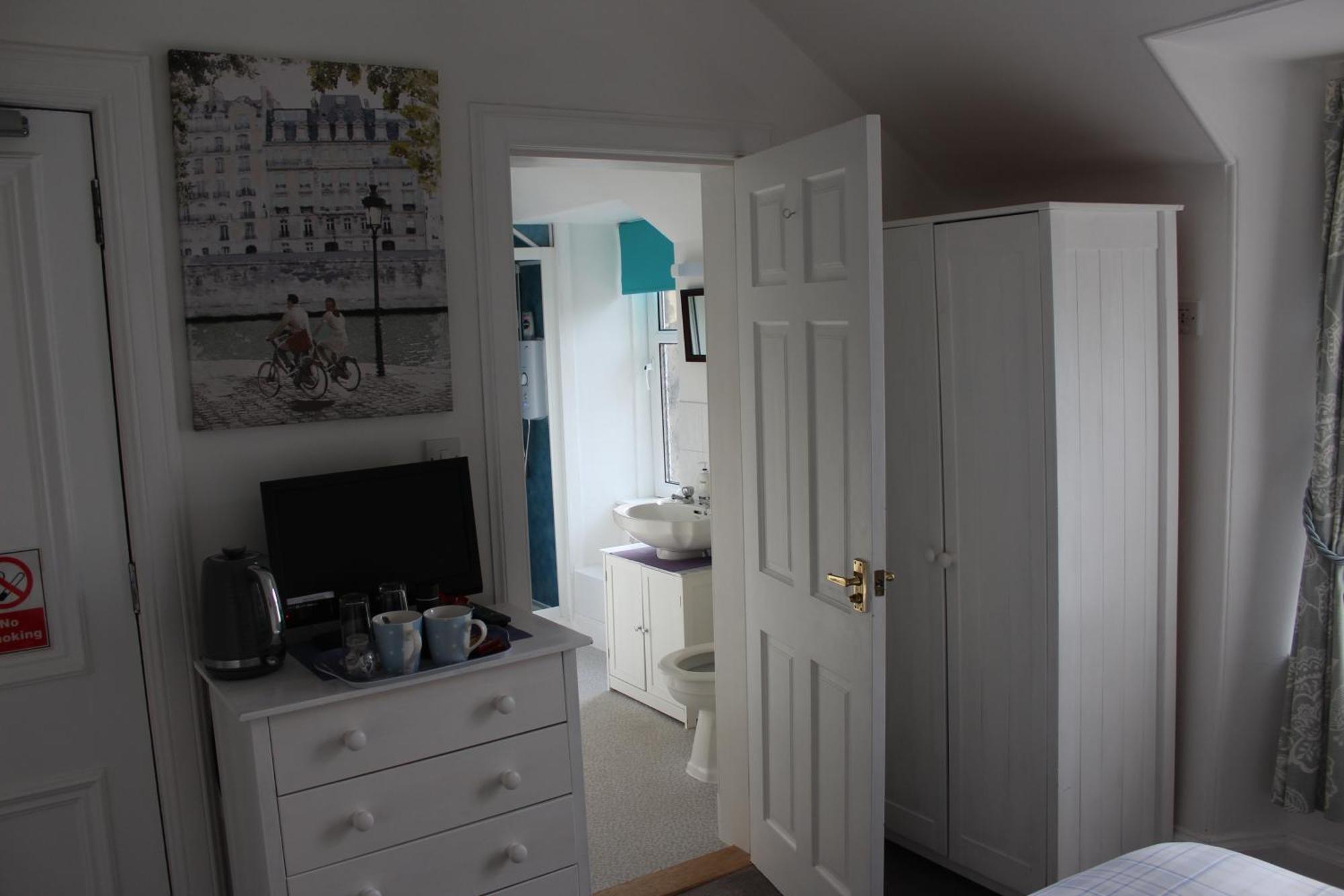 Dunmhor Guest House Кингъси Екстериор снимка